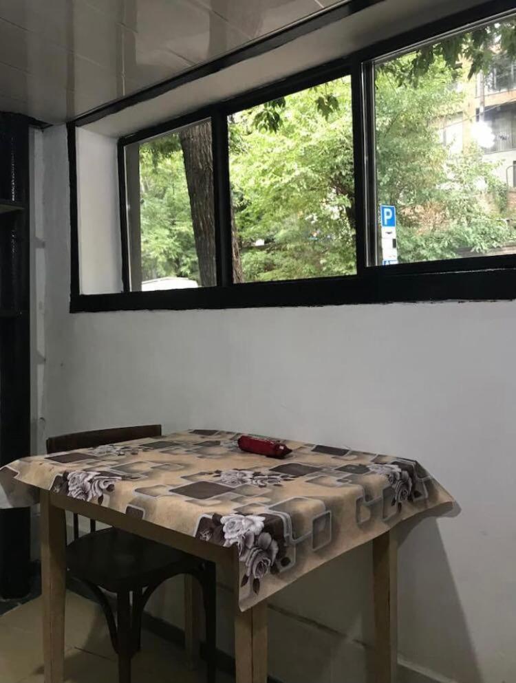 Lada Guest House ティビリシ エクステリア 写真