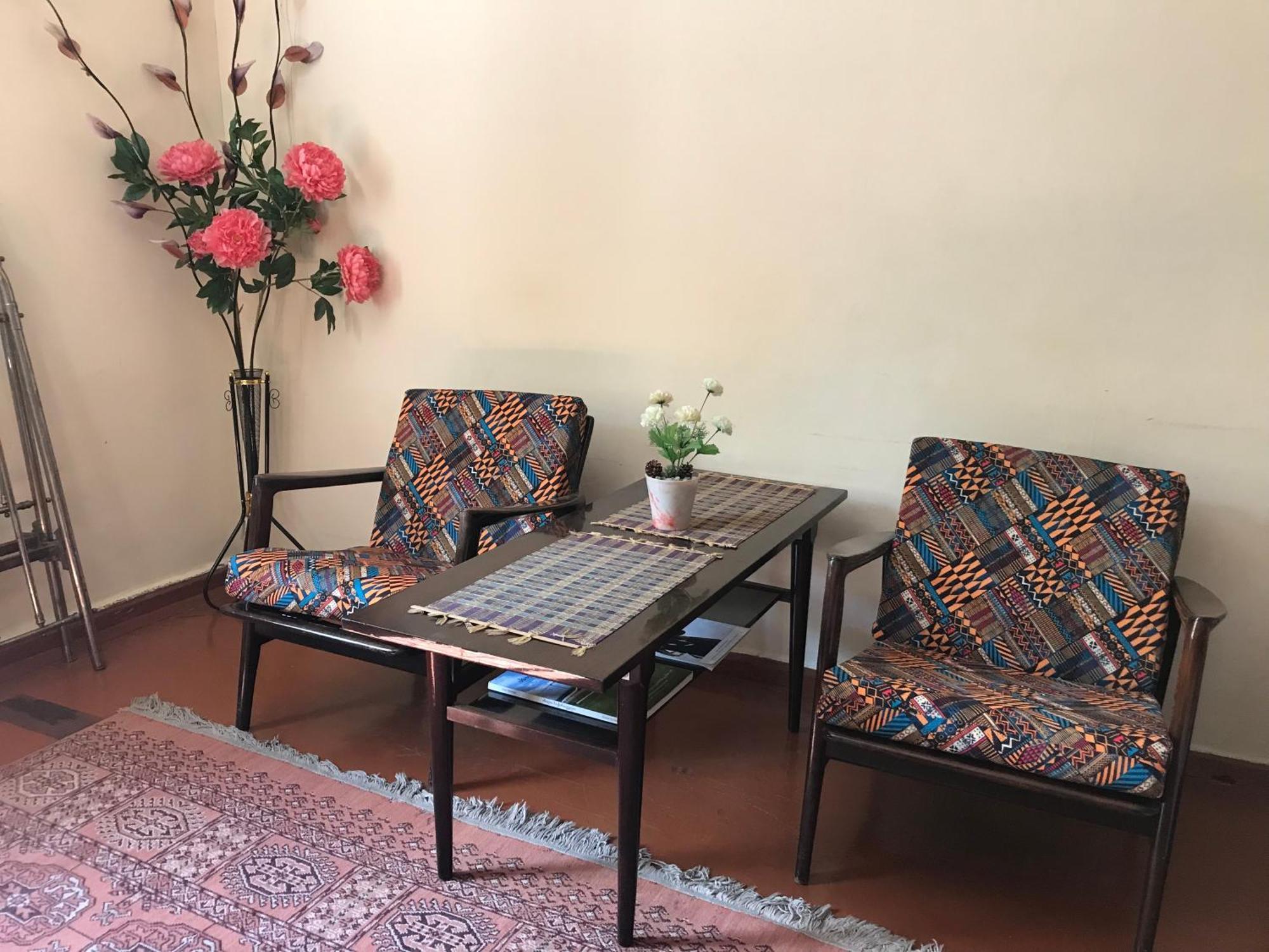 Lada Guest House ティビリシ エクステリア 写真